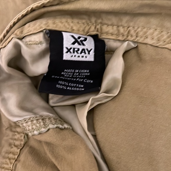 Summertime or vacation cargo shorts - Picture 6 of 6